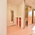 toilet_w_02...