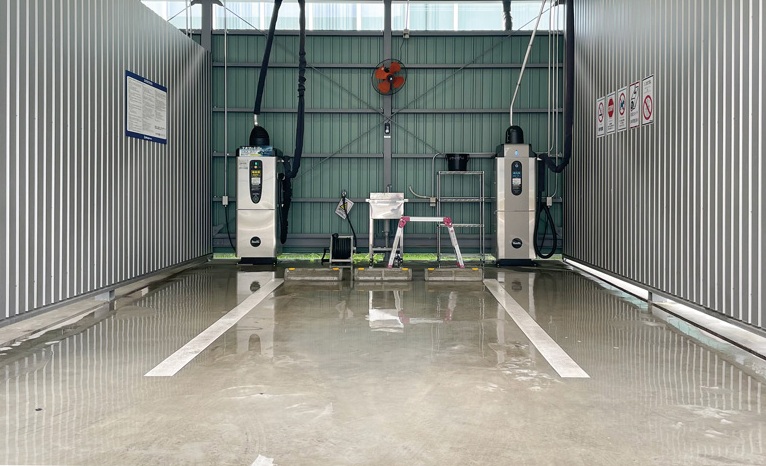 手洗い・仕上げブースの全景